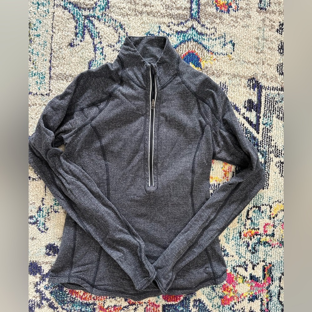 Lululemon quarter zip up